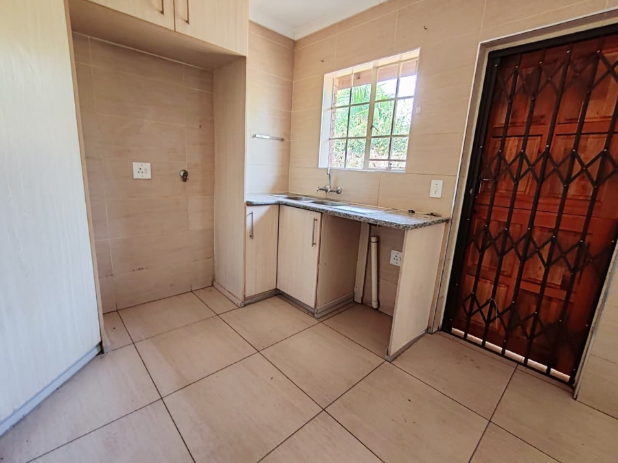 3 Bedroom Property for Sale in Kannoniers Park North West